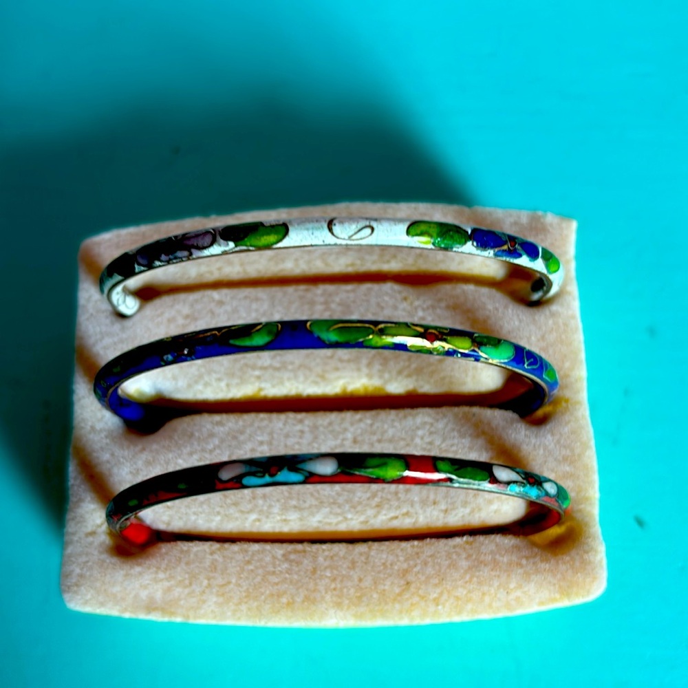 Set of three cloisonné bangles . Women bangles with colorful details ..